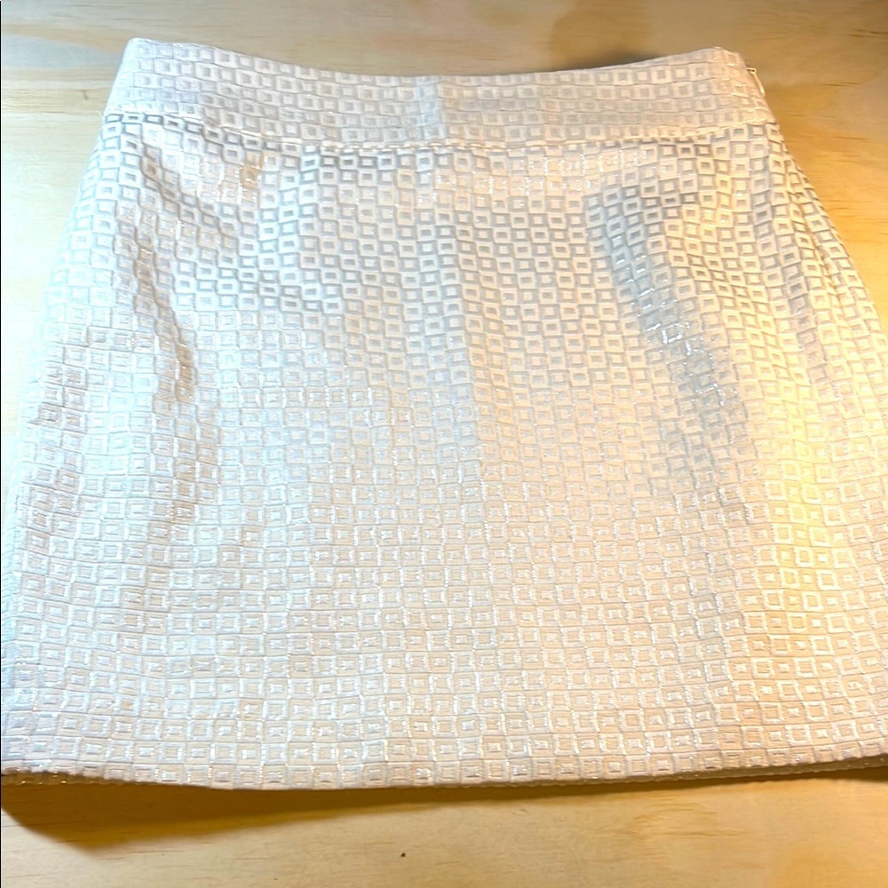 Banana Republic White Textured Mini Skirt Sz 2